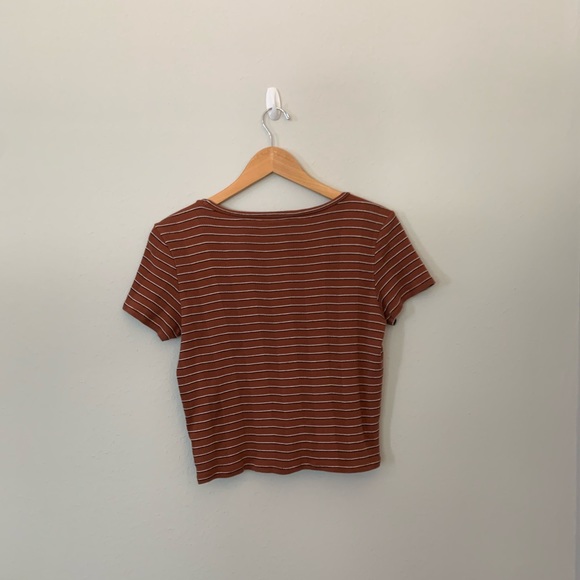 american eagle brown black and white crop top - Picture 4 of 5